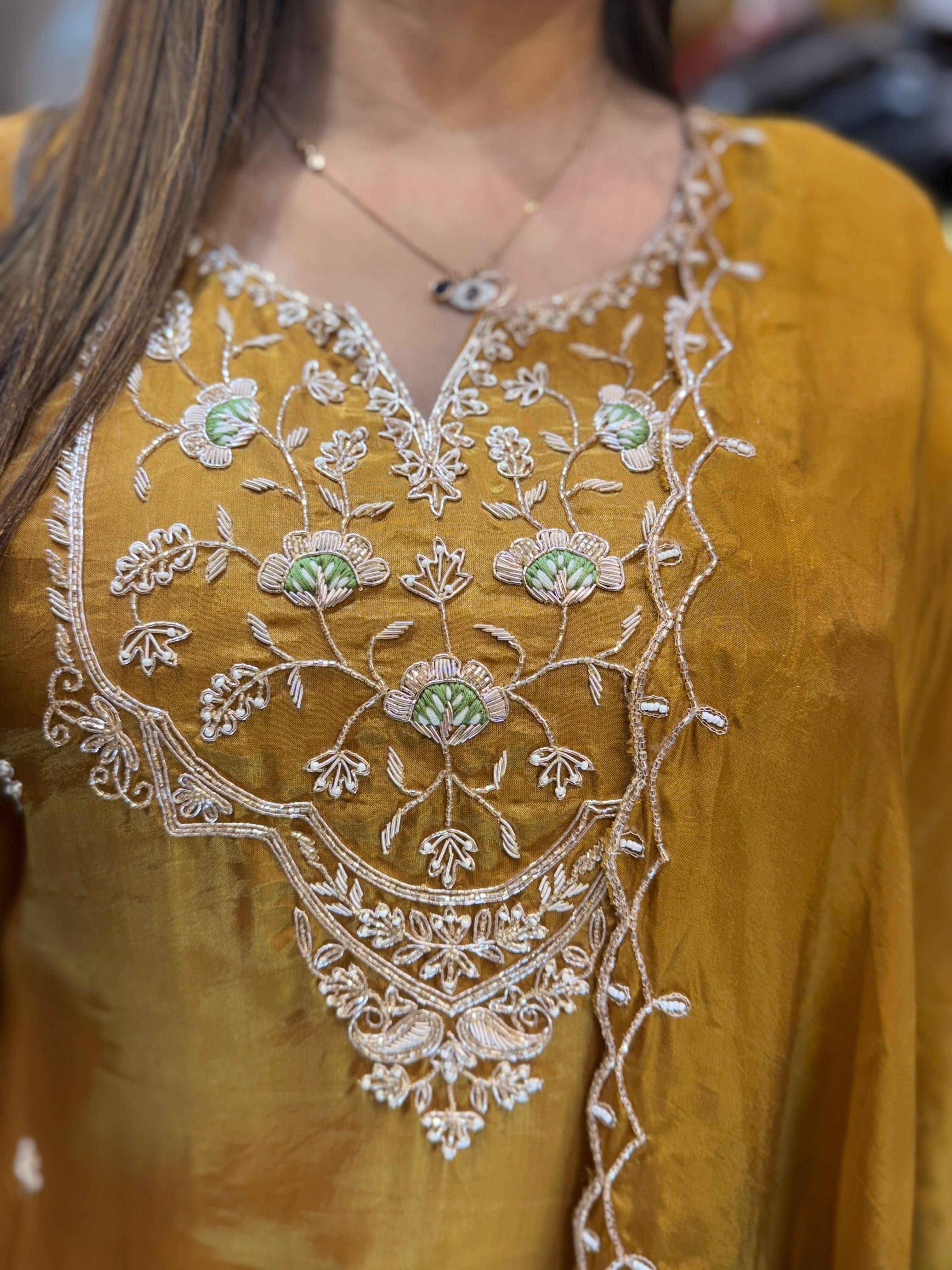 HO Silk Mahendi 3pc Set