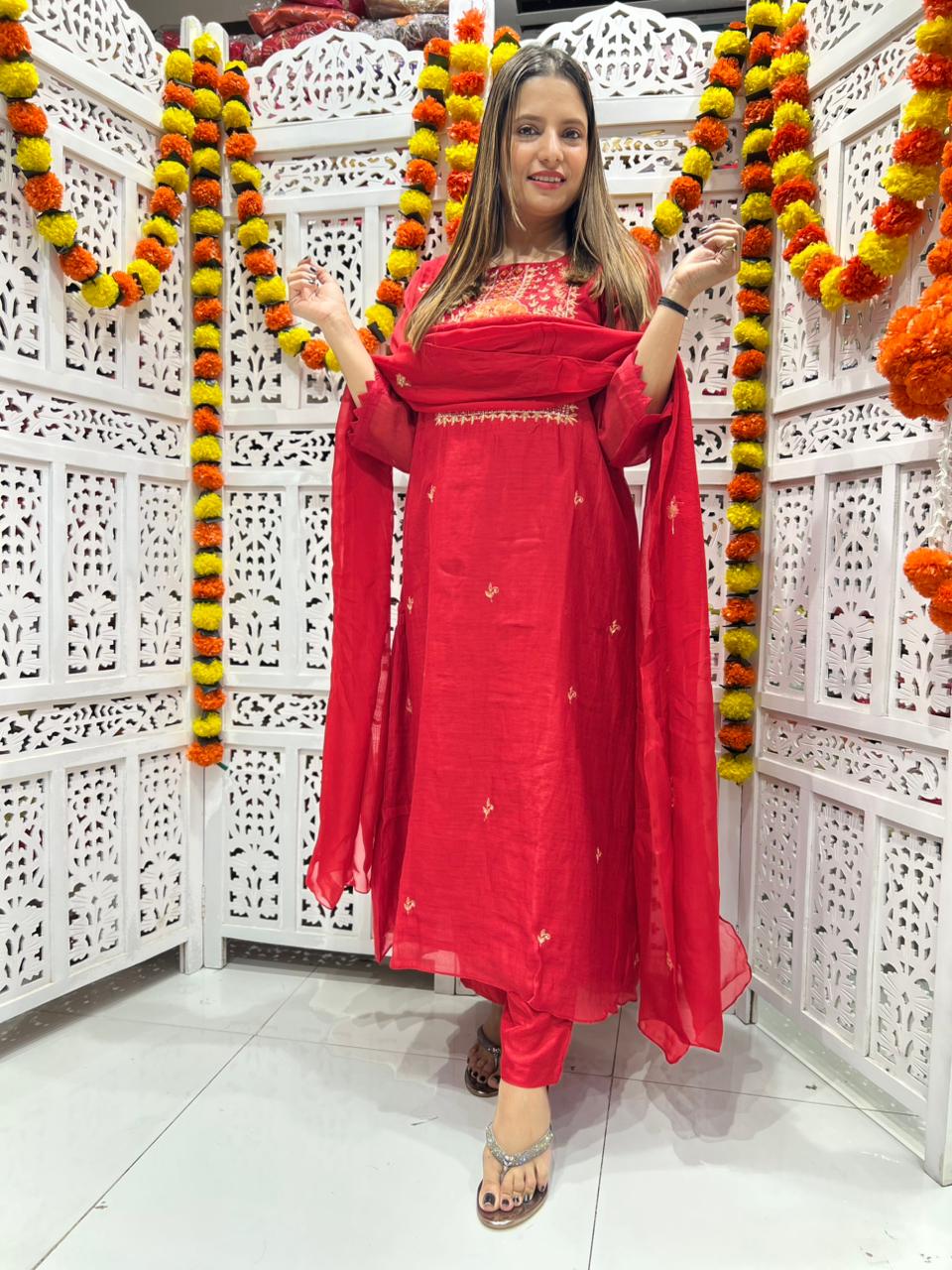 Banaras Mull Chanderi Red 3pc Set