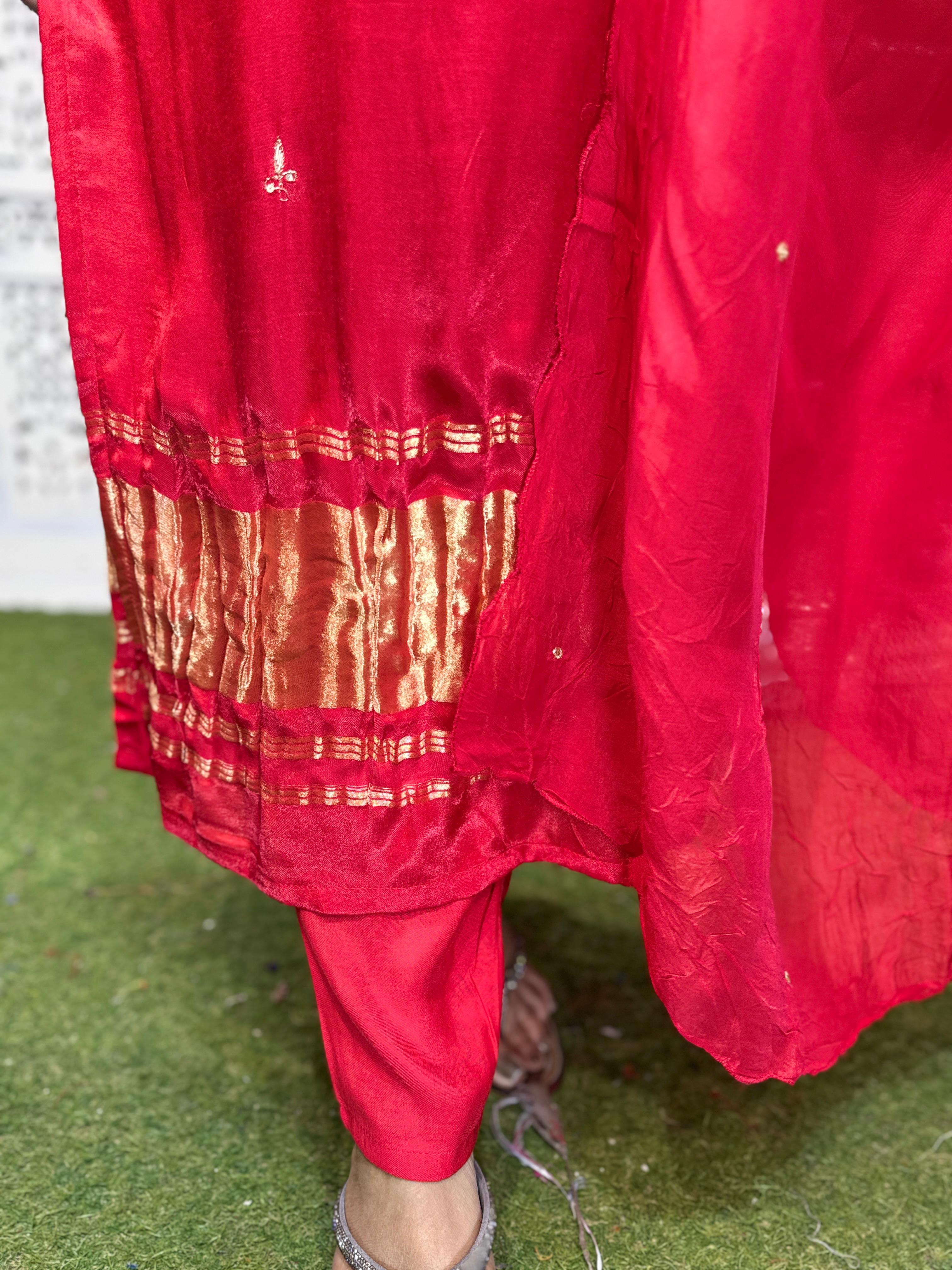Gaji Silk Red 3pc Set