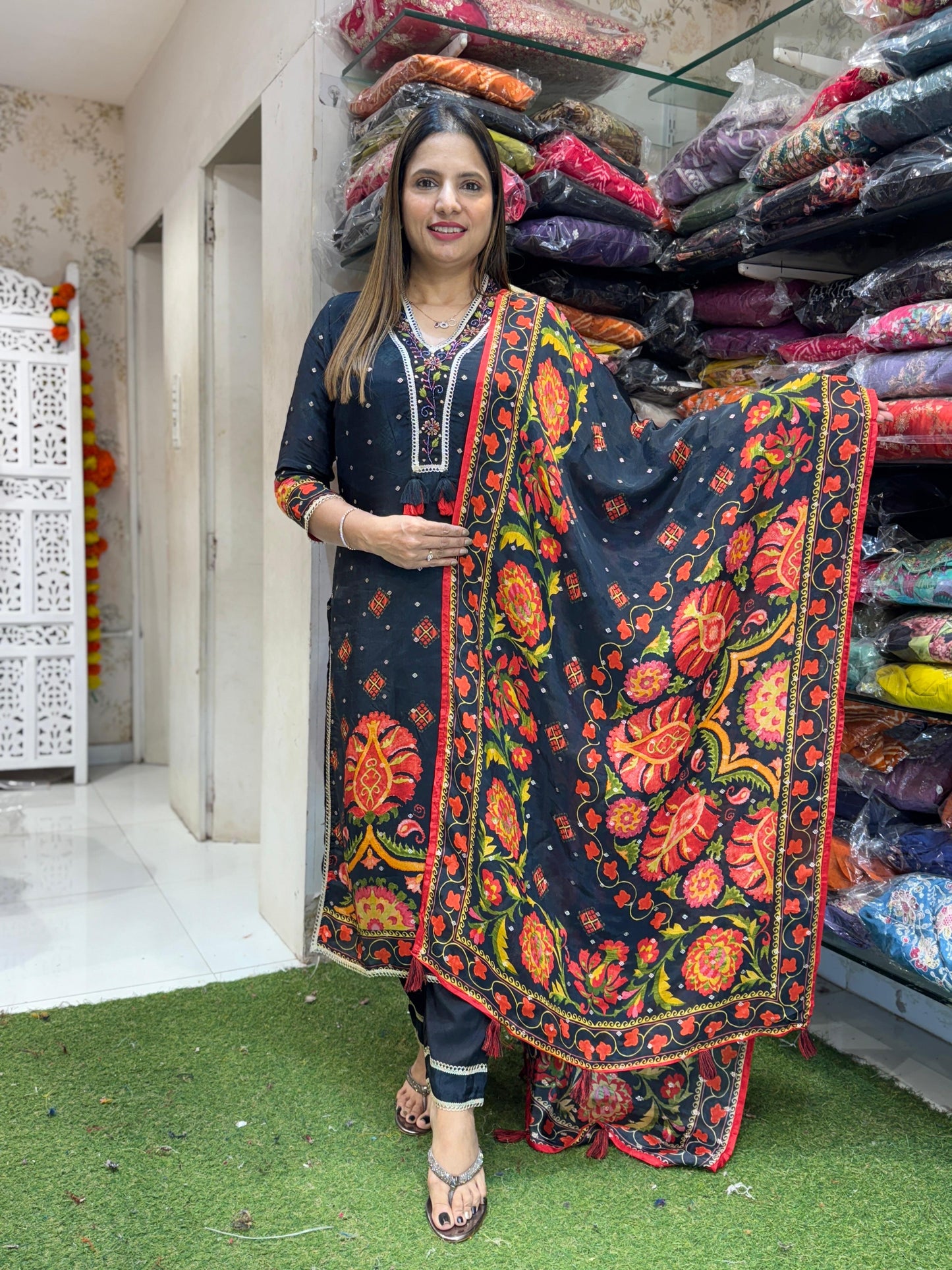 HO Silk Black 3pc Set