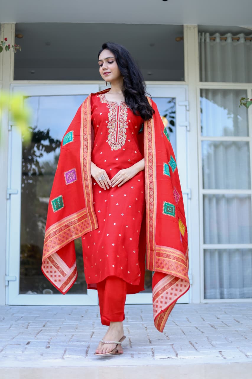 Russian Silk Red 3pc Set