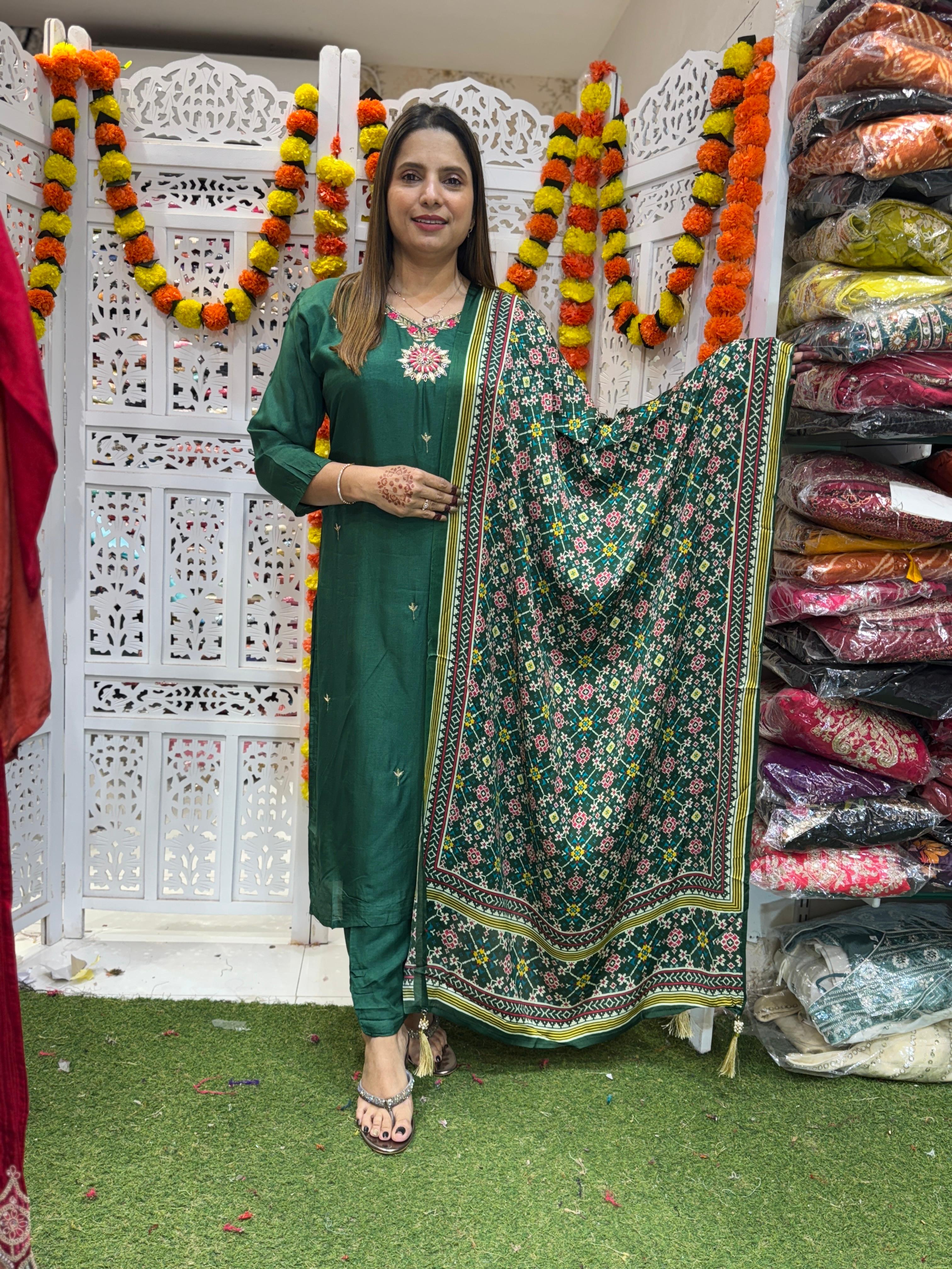 Dola Silk Green 3pc Set