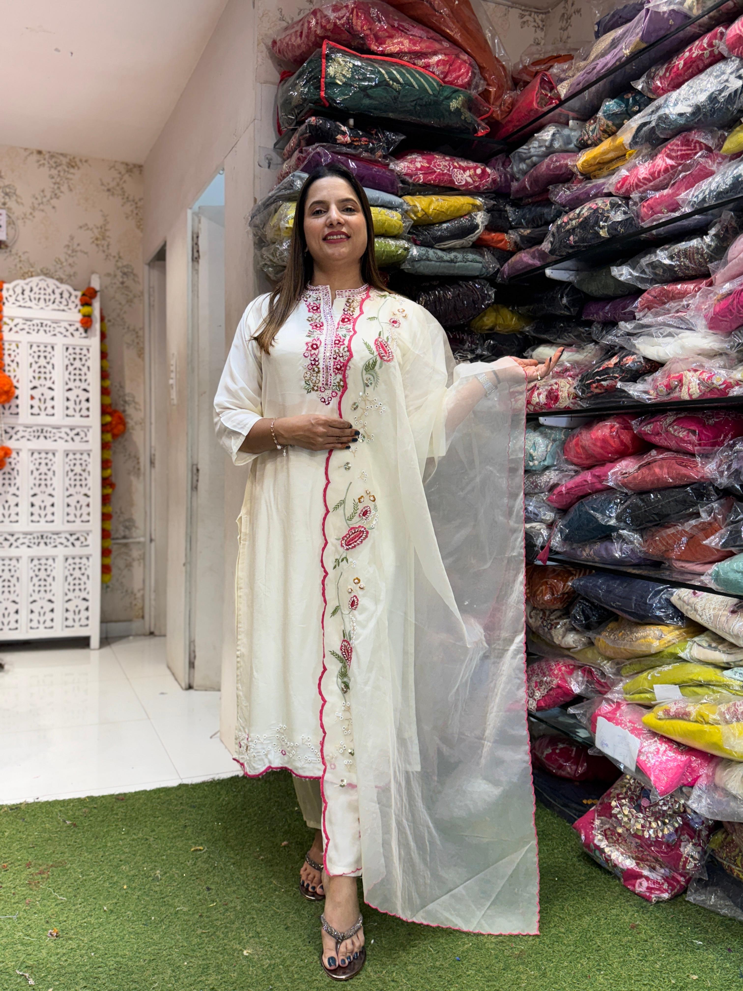 Dola Silk White 3pc Set