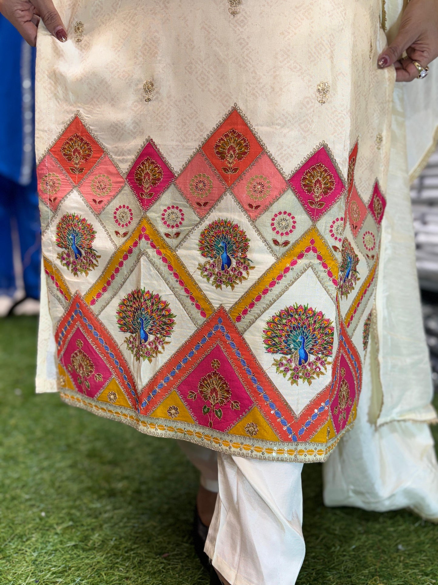 Russian Dola Silk Ivory 3pc Set