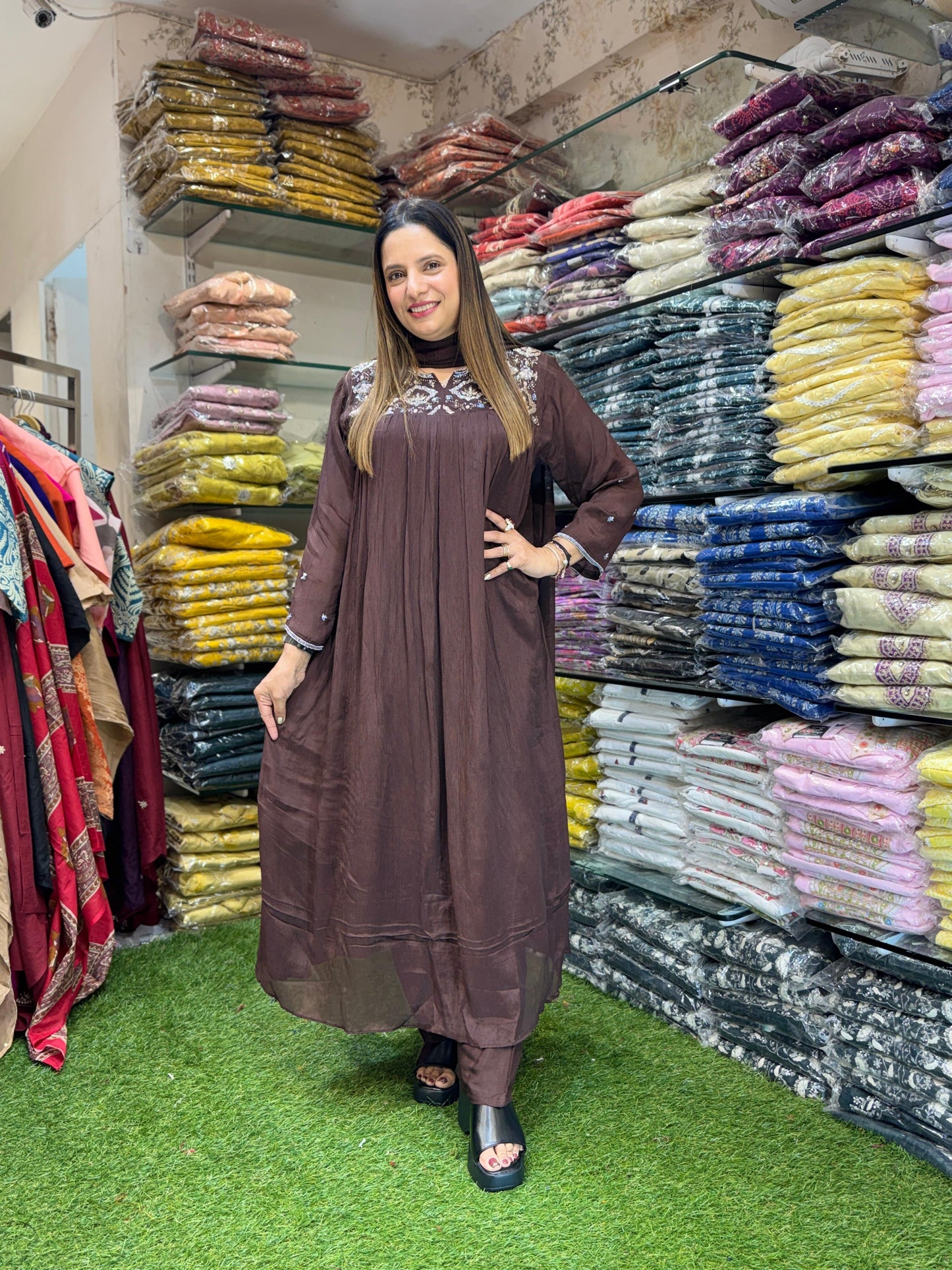 Chinon Brown 3pc Set