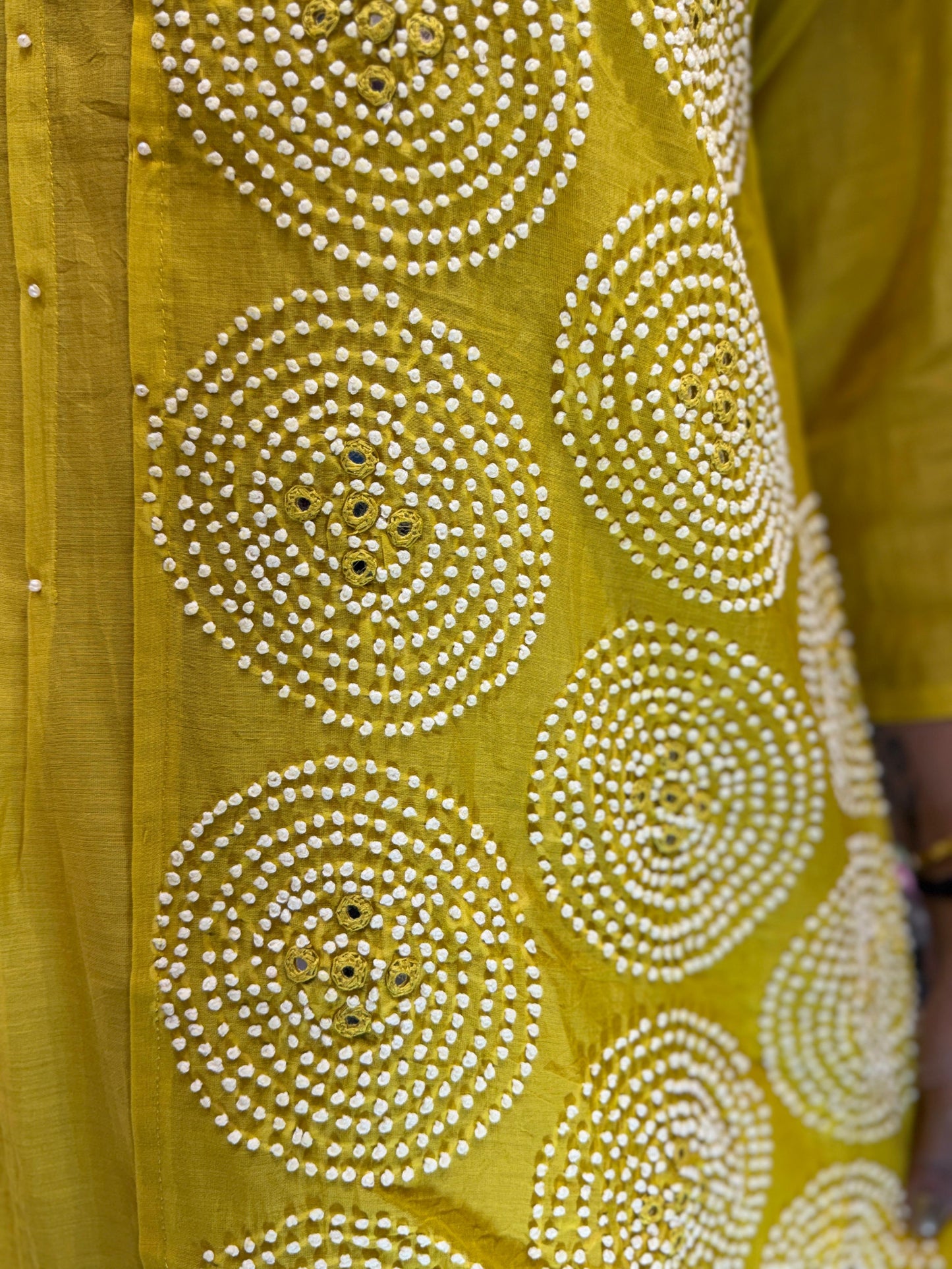 Banaras Mull Chanderi Yellow 2pc Set