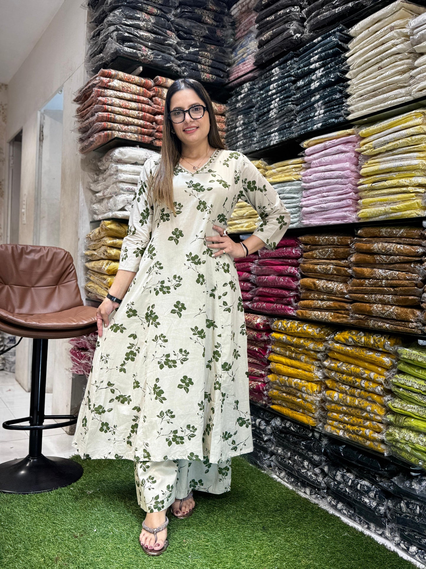 Jaipuri Cotton Off White And Green 2pc Set