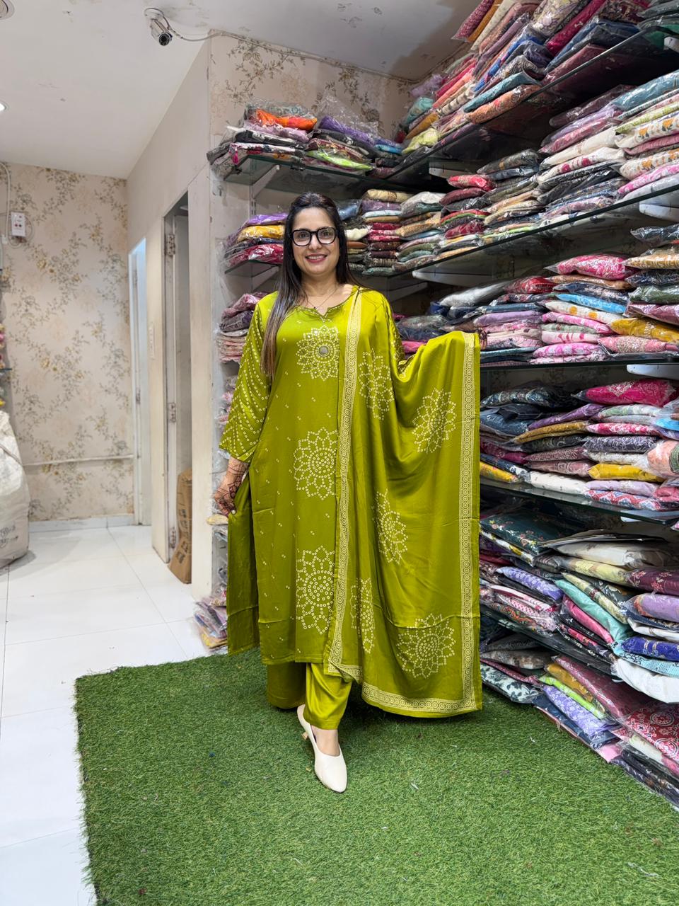 Pure Gaji Silk Mahendi Green 3pc Set