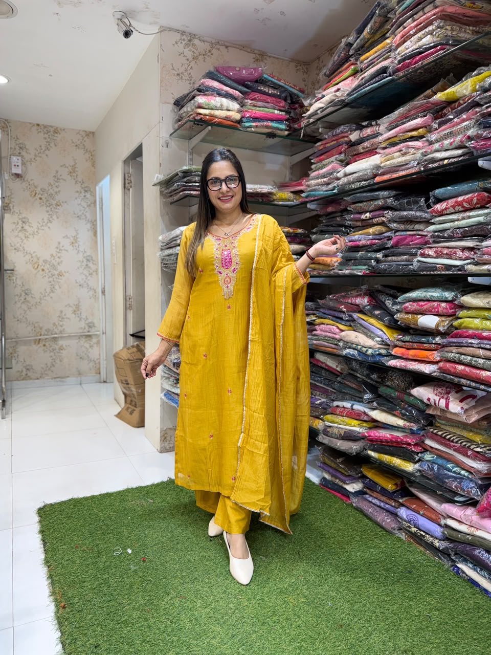Pure Banaras Mull Chanderi Yellow 3pc Set